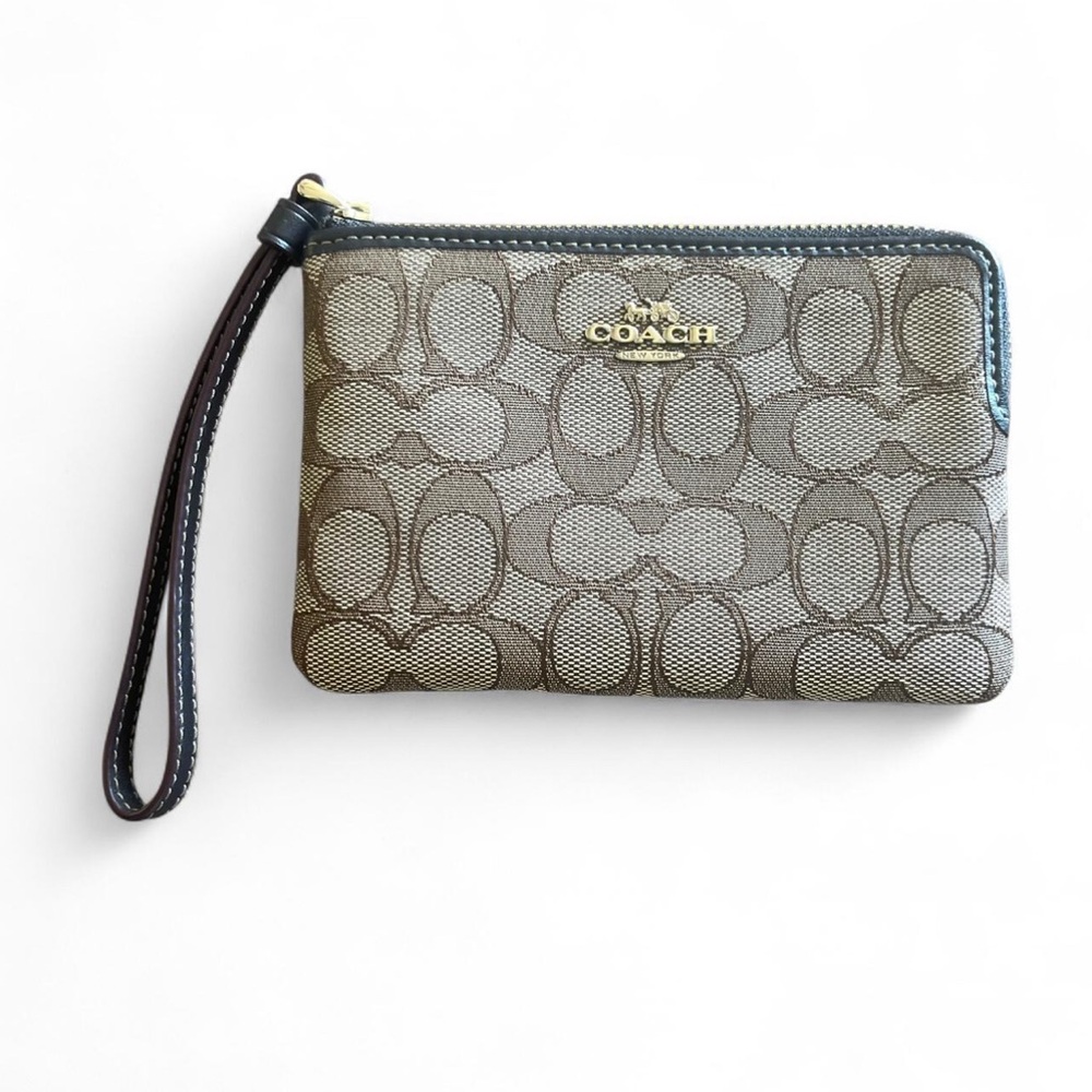 Coach Signature Small Wristlet Pouch Wallet 6.25” L x 4” H Khaki/Brown